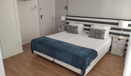 Dreibettzimmer