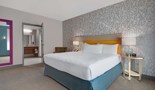 Studio, 1 King-Bett, barrierefrei (Mobility & Hearing, Roll-in Shower)