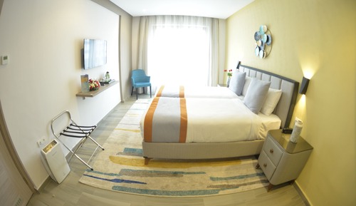 Premier-Doppel- oder -Zweibettzimmer