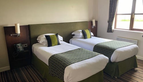 Standard-Zweibettzimmer