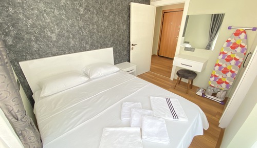 Standard-Apartment, Raucher, Poolblick