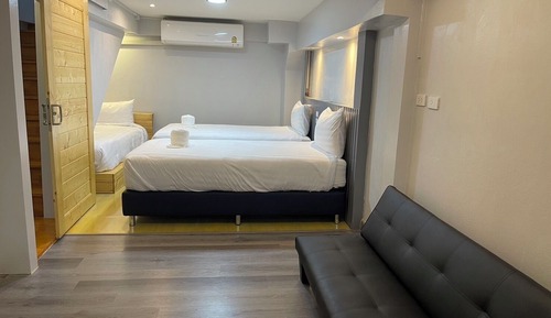 Luxury-Dreibettzimmer, 1 Schlafzimmer, Nichtraucher, Kochnische