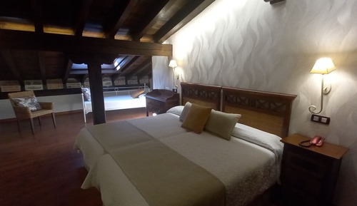 Doppelzimmer, Whirlpool