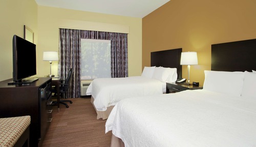 Zimmer mit 2 Queen-Betten