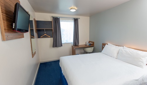 Economy-Doppel- oder -Zweibettzimmer