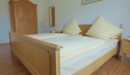 Familienapartment, 2 Schlafzimmer, Nichtraucher, Gartenblick (Excluded 30 EUR cleaning fee)