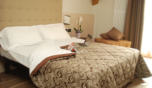 Comfort-Doppel- oder -Zweibettzimmer