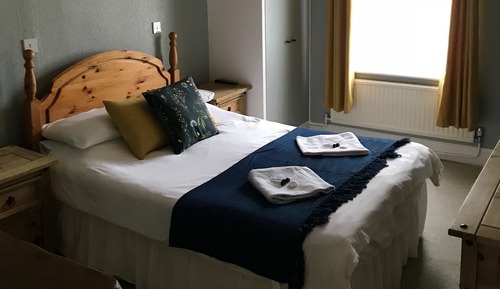 Doppelzimmer, eigenes Bad ( (Non En-Suite))