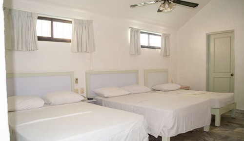 Familienzimmer (5 pax)