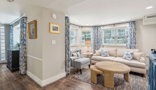 Deluxe-Suite, 1 King-Bett und Schlafsofa, Flussblick, Erdgeschoss