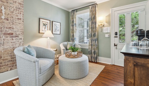 Premium-Zimmer, 1 Queen-Bett, Balkon, Blick auf den Innenhof