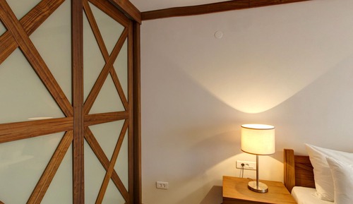 Superior-Doppel- oder -Zweibettzimmer