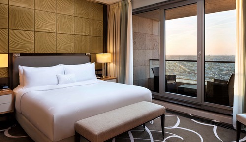 Suite, 1 King-Bett, Balkon, Turm