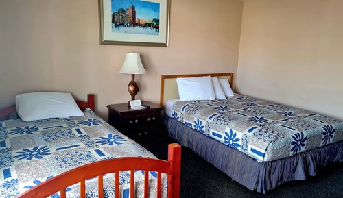 Mini Suite with Separate bedroom, Kitchen