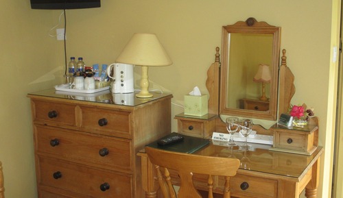 Doppelzimmer zur Einzelnutzung, eigenes Bad