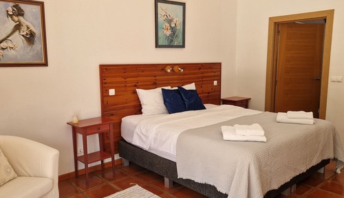 Standard-Doppelzimmer, Gartenblick, zum Garten hin