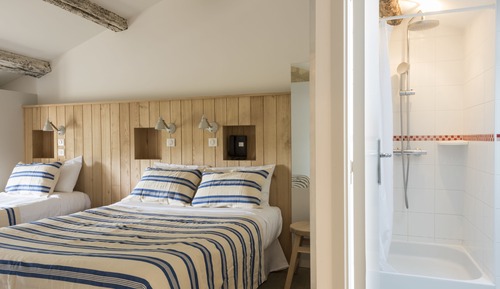 Vierbettzimmer
