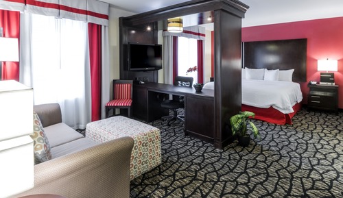 Basic-Zimmer, 1 King-Bett, barrierefrei (Roll-In Shower)