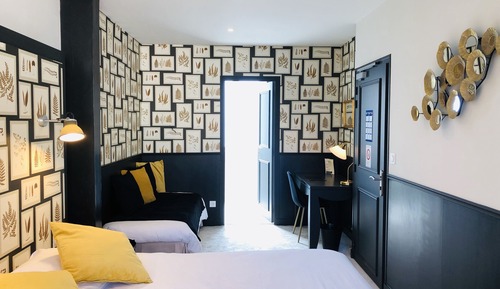 Dreibettzimmer
