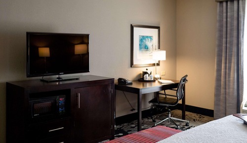 Zimmer, 1 King-Bett, barrierefrei (Roll-In Shower)