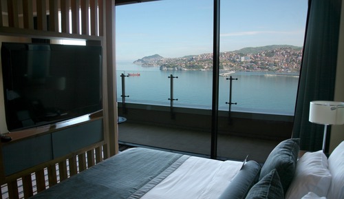 Apart Suite Room  Land View