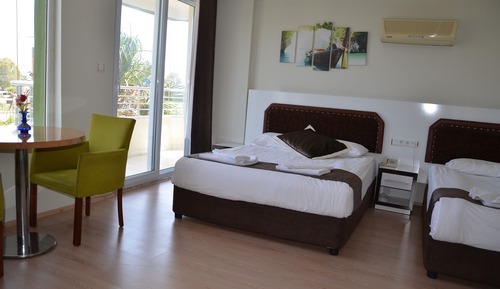 Standard-Dreibettzimmer