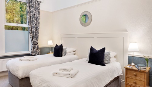 Deluxe-Doppel- oder -Zweibettzimmer, 1 Schlafzimmer, mit Bad, Gartenblick (FS10)