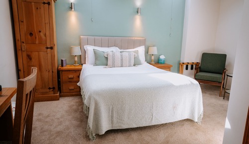 Superior-Doppelzimmer, mit Bad, Gartenblick (King Bedroom, )