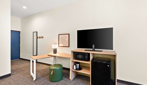 Zimmer, 1 King-Bett und Schlafsofa