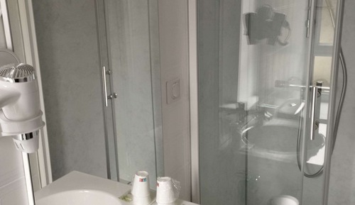 Standard-Dreibettzimmer