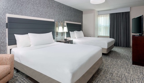 Suite, 2 Schlafzimmer, barrierefrei, Nichtraucher (Mobility/Hearing, Bathtub)