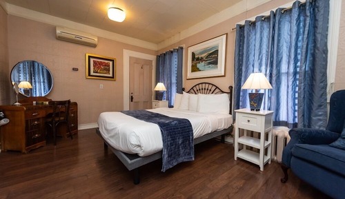 Comfort-Zimmer, 1 Queen-Bett