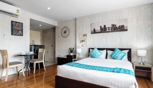 Superior-Studio, 1 Queen-Bett, Stadtblick (Superior Studio A (checkin 8am - 8pm))