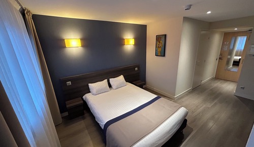 Dreibettzimmer