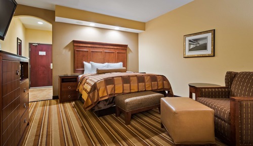 Standardzimmer, 1 King-Bett, Nichtraucher, Kühlschrank und Mikrowelle (Shower Only)