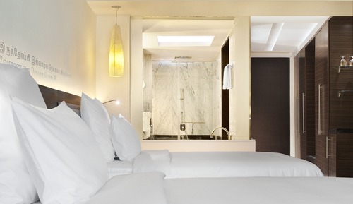 Zimmer, 1 King-Bett, Stadtblick, Eckzimmer