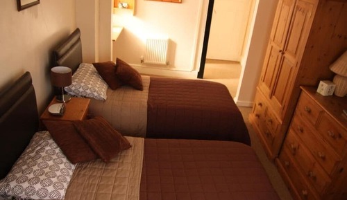 Zweibettzimmer, mit Bad