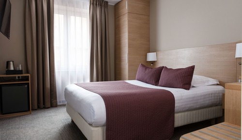 Basic-Zimmer, 1 Queen-Bett