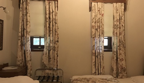 Standard-Dreibettzimmer, Mehrere Betten, Nichtraucher, Blick auf den Innenhof