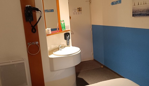 Standard-Doppelzimmer
