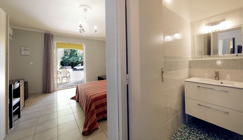Standard-Vierbettzimmer, mit Bad (Quadruple)