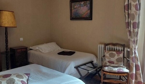 Standard-Zweibettzimmer