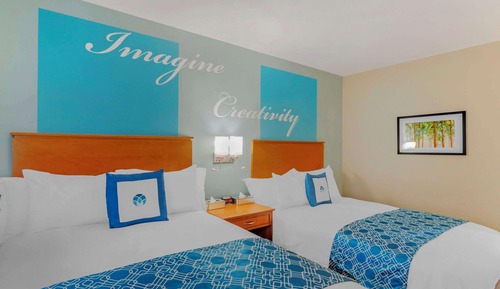 Zimmer, 2 Queen-Betten, Nichtraucher