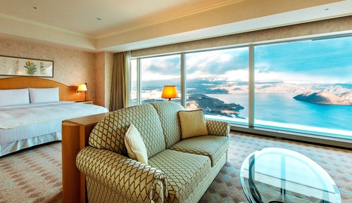 Suite, 1 King-Bett (Lake Side)