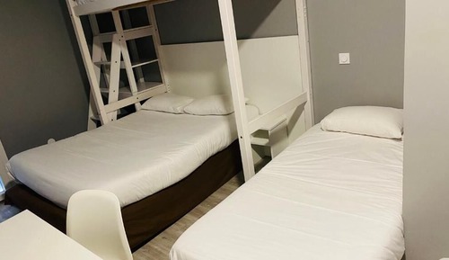 Dreibettzimmer