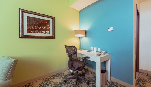 Suite, 1 King-Bett, Nichtraucher (Treehouse)