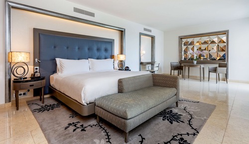 Deluxe-Suite, Poolblick (King Grand)