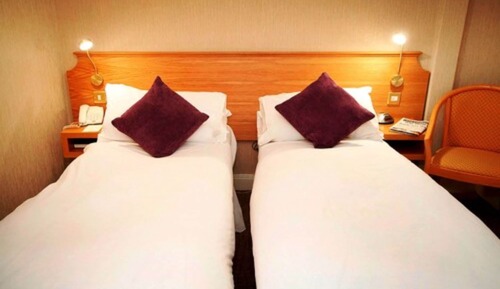 Classic-Dreibettzimmer