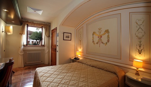 Classic-Doppelzimmer zur Einzelnutzung, 1 Queen-Bett