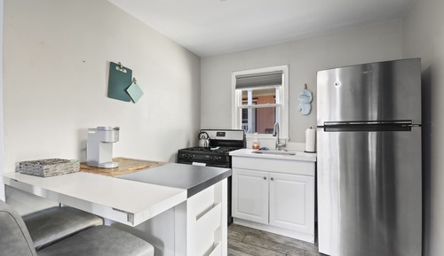 Familien-Doppelzimmer, mit Bad, Gartenblick (Cottage A)